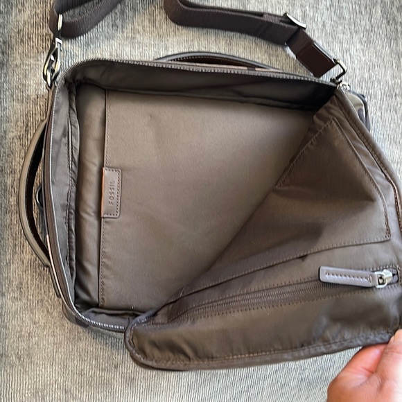 Fossil Camo Laptop Bag - Picture 4 of 9